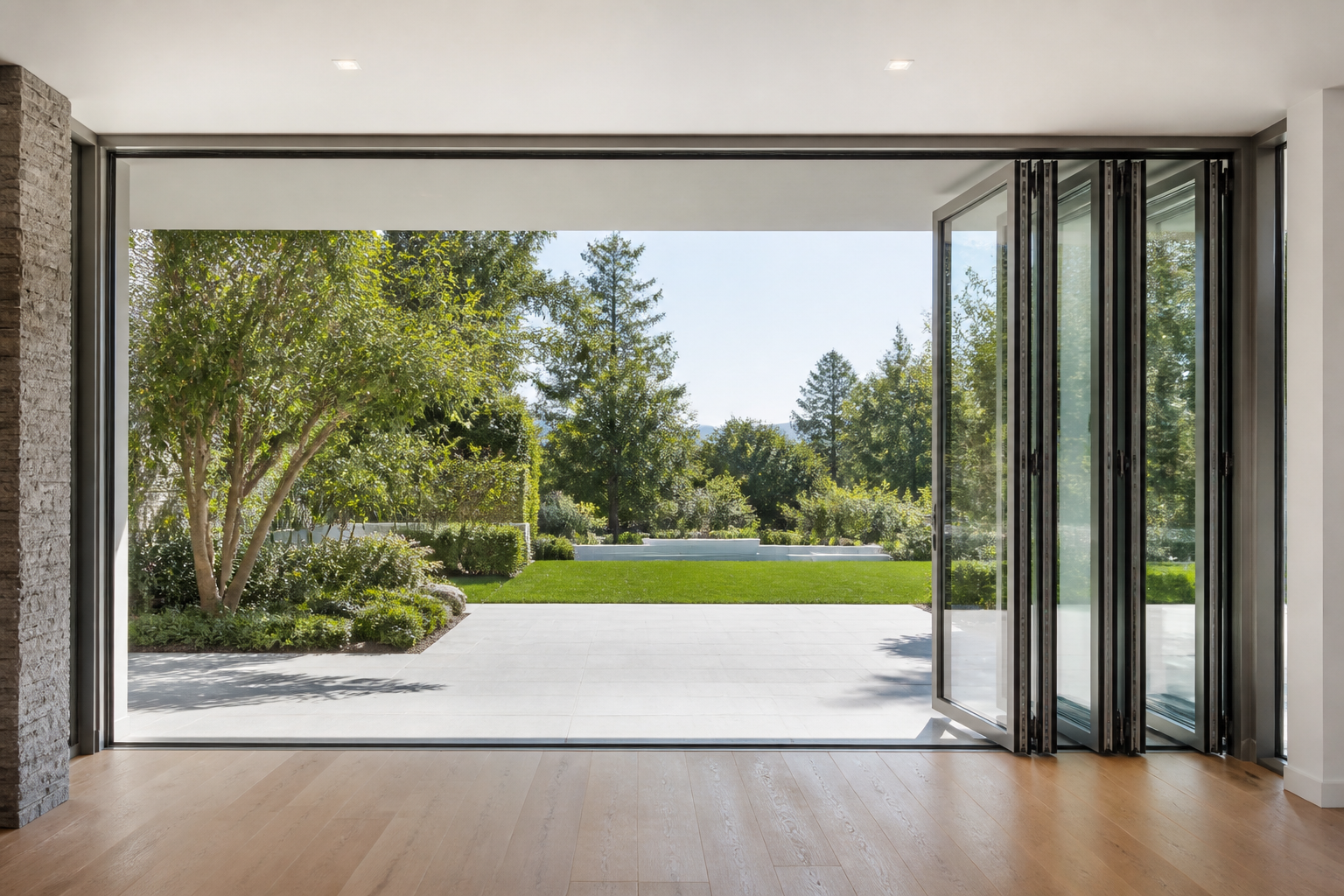 VLX 100 Bifold / Folding Door in Miami Lakes, FL | Sightline Windows & Doors Miami Lakes - detail 4